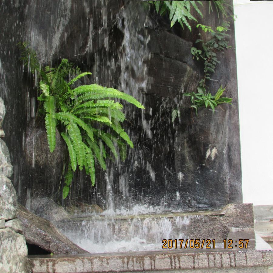 The Breeze Hotel Elpitiya  外观 照片
